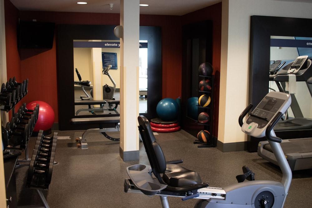 Hampton Inn & Suites Seattle North/Линвуд Экстерьер фото