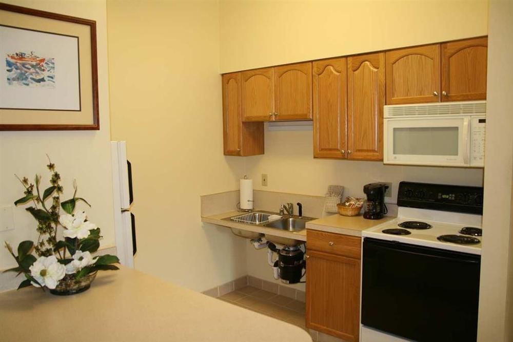 Hampton Inn & Suites Seattle North/Линвуд Номер фото