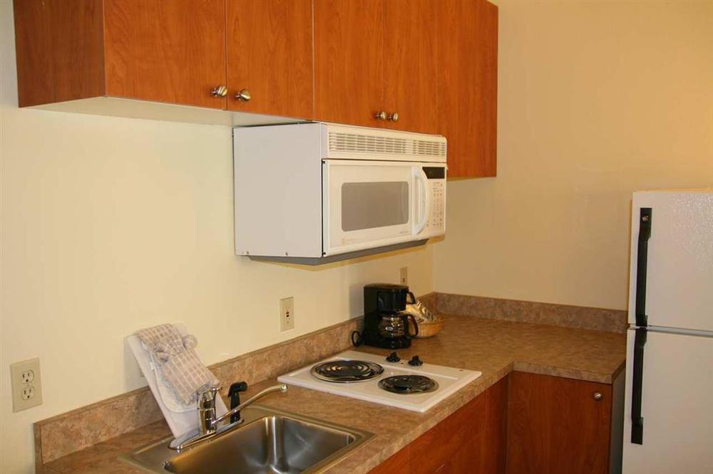 Hampton Inn & Suites Seattle North/Линвуд Номер фото
